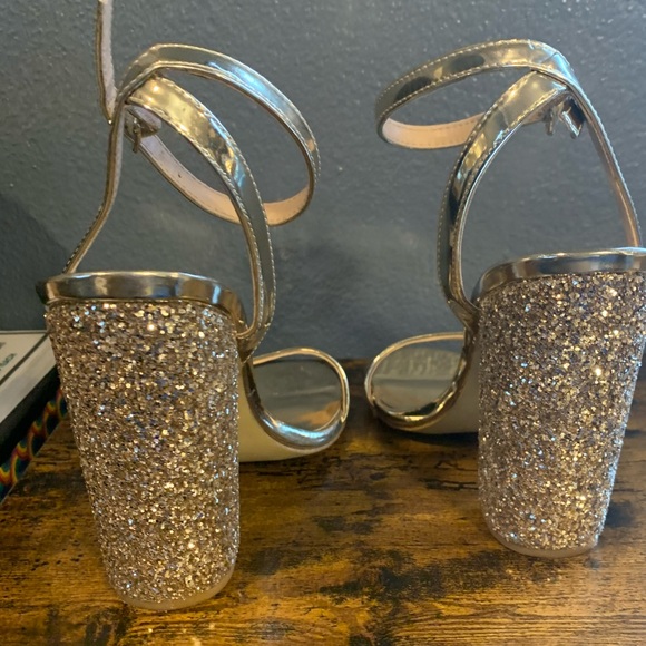 bebe Chunky Heels - Picture 5 of 7